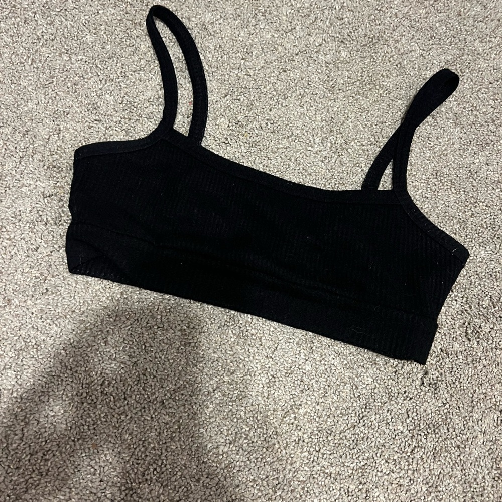 Black Ribbed Crop Top